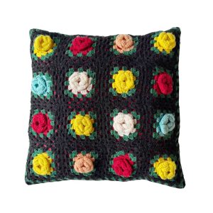 Coussin Grany crochet noir