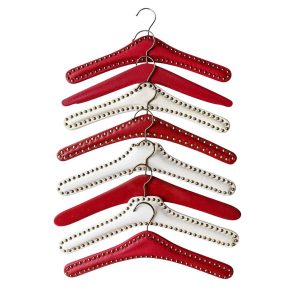 Cintres vinyls cloutes 50s