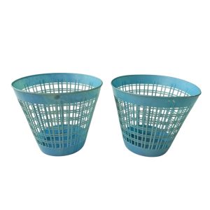 Caches pots bleus plastique