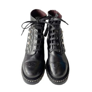 Boots matelassées Chanel