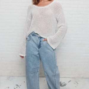 Liz | Le chandail gris en tricot