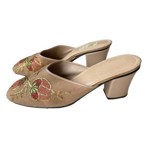 Mules beiges en tissus brodé