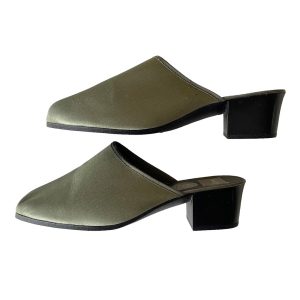Mules en satin kaki Etam