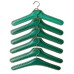 Cintres vinyls cloutés 50s