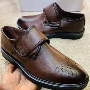 Mocassin Clarks Nubuck – Élégance décontractée et confort durable