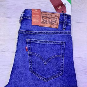 Jean bleu foncé classique – Levi’s Strauss