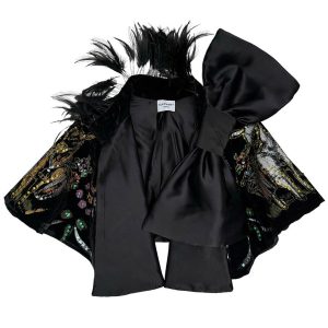 Mini cape velours peint soie et plumes